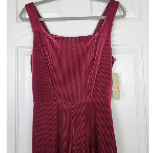 NWT GB velvet corduroy style burgundy jumpsuit - Picture 3 of 8